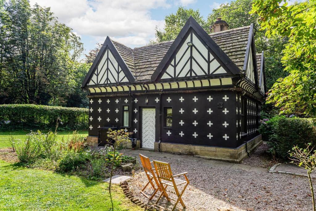 The Gatehouse At Samlesbury Hall Exteriör bild